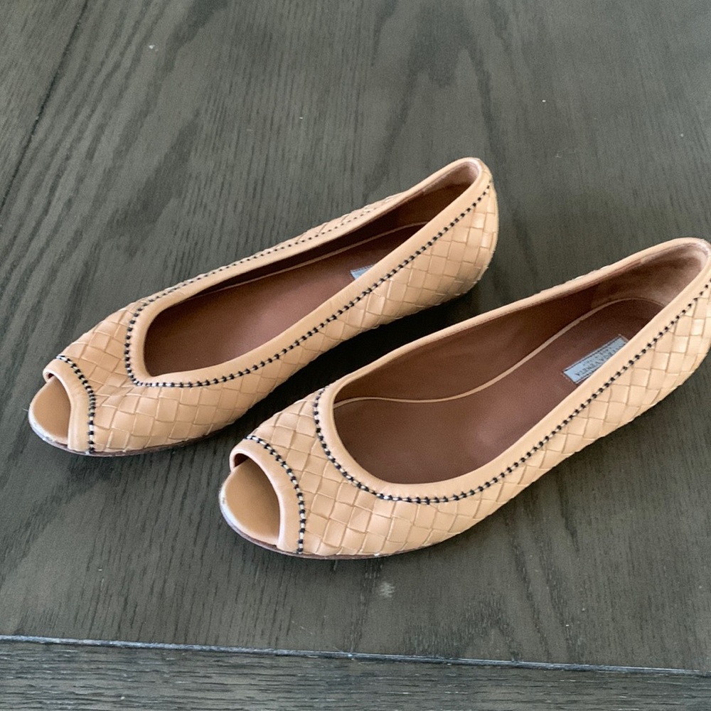Bottega Veneta  open toe flats. Size 38 1/2 Leather